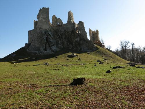 zřícenina hradu Hrušov